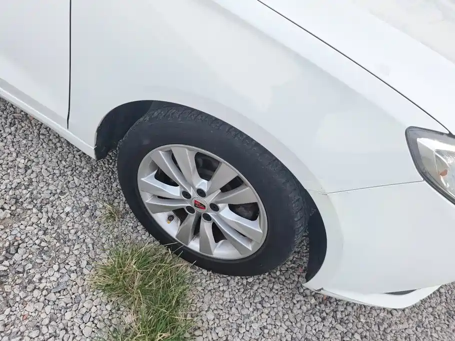 Roewe 360 2016 2015 1.5L Automatic Luxury