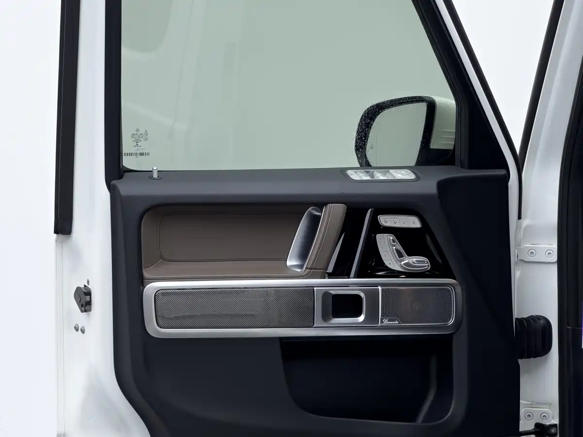 Mercedes-Benz G-Class 2022 G 500 фото 9