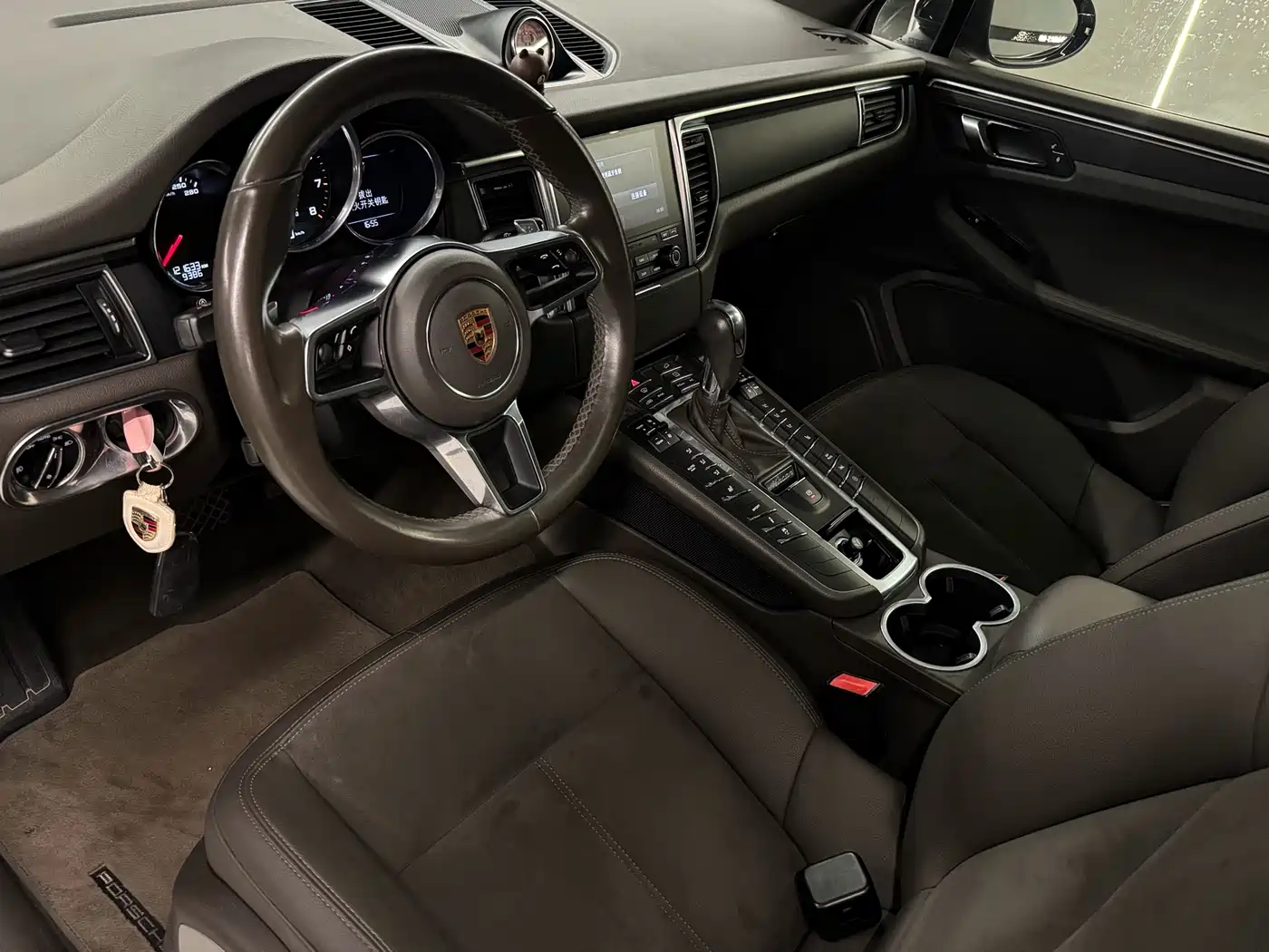 Porsche Macan 2017 Macan 2.0T фото 14