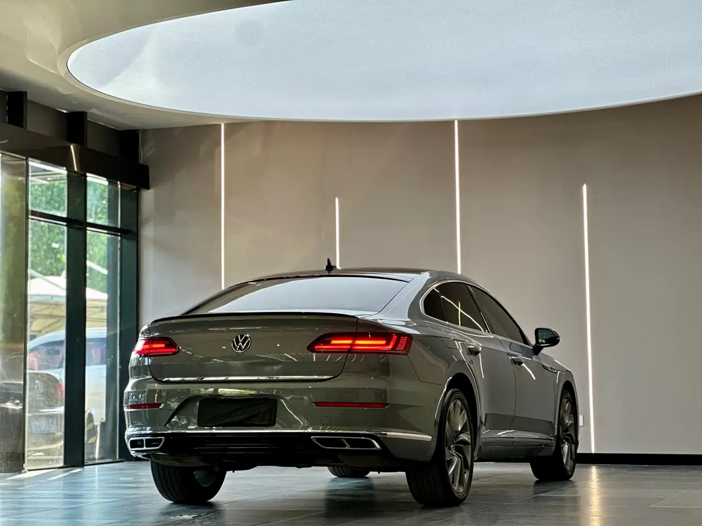 Volkswagen FAW-Volkswagen CC 2021 380TSI Eye-catching Edition 30th Anniversary фото 8