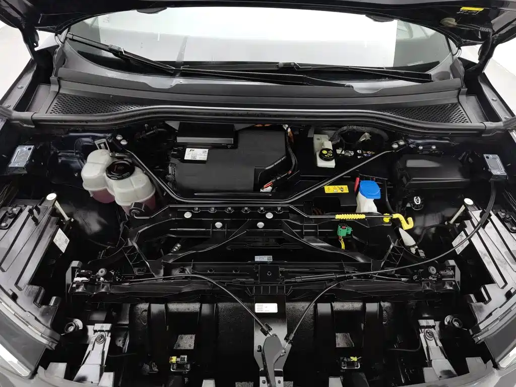Photo 6 - Audi Q4 e-tron