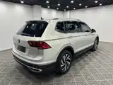 صورة 7 - Volkswagen Tiguan L