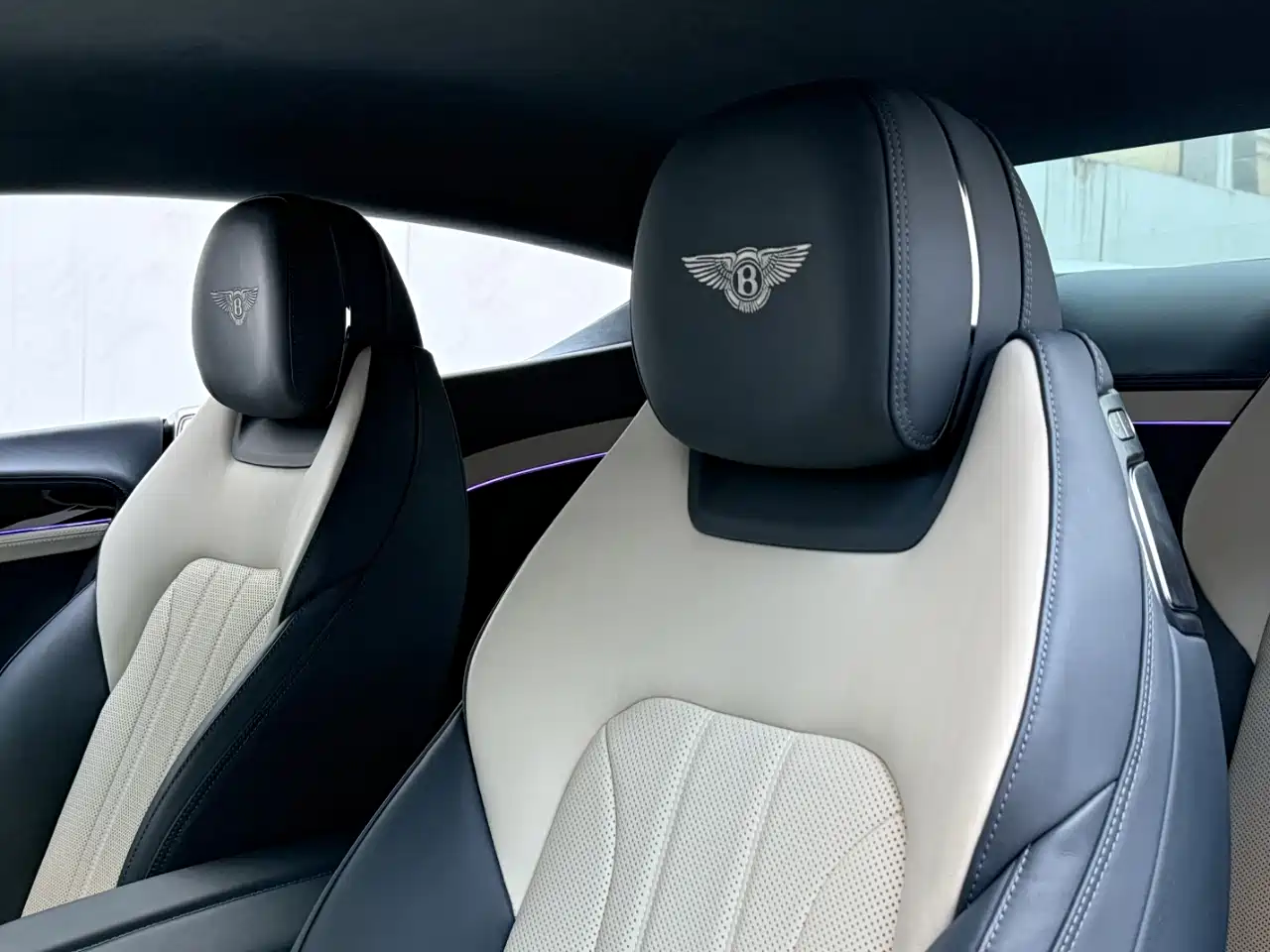 Bentley Continental 2025 2024 4.0T GT V8