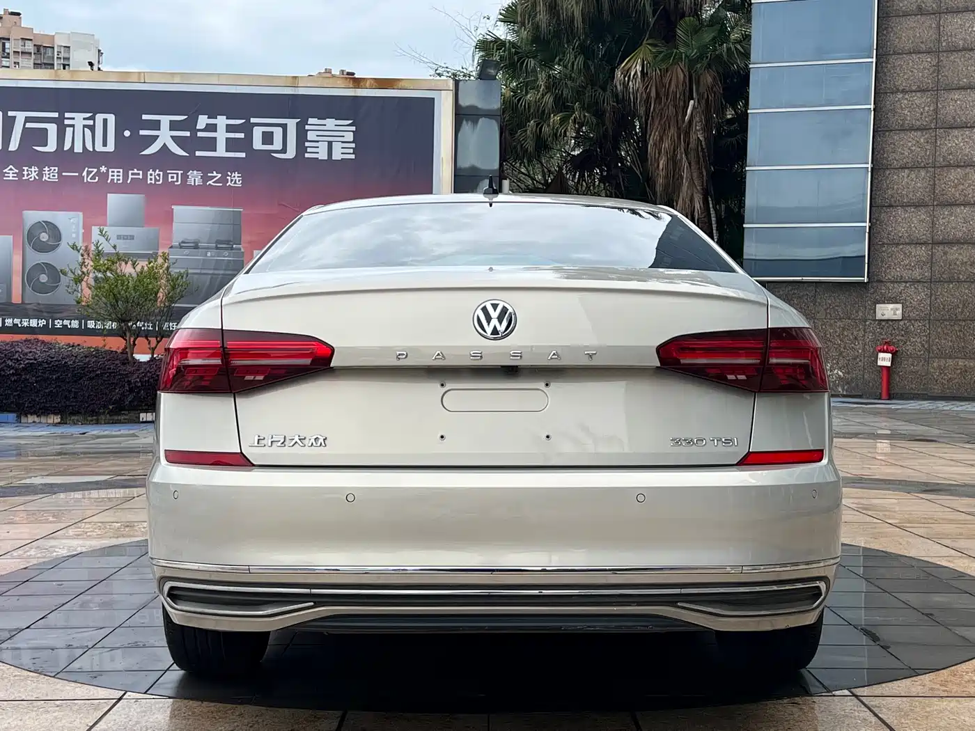 Volkswagen Passat 2019 330TSI Elite Version China VI фото 5