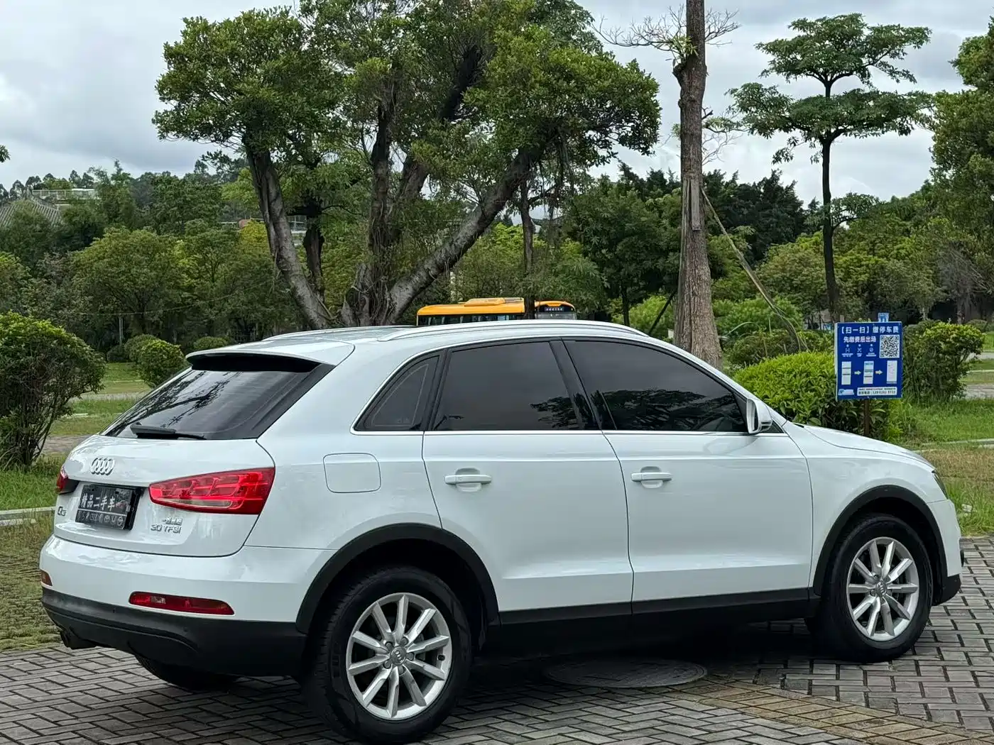 Фото 6 - Audi Q3
