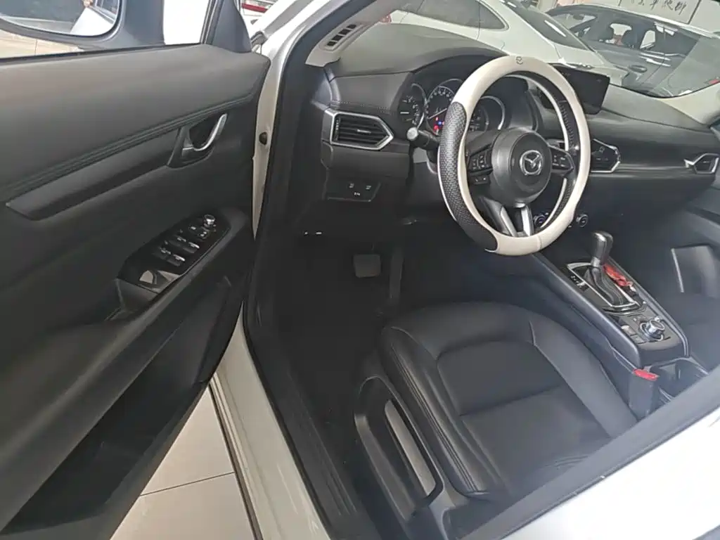 Photo 16 - Mazda CX-5