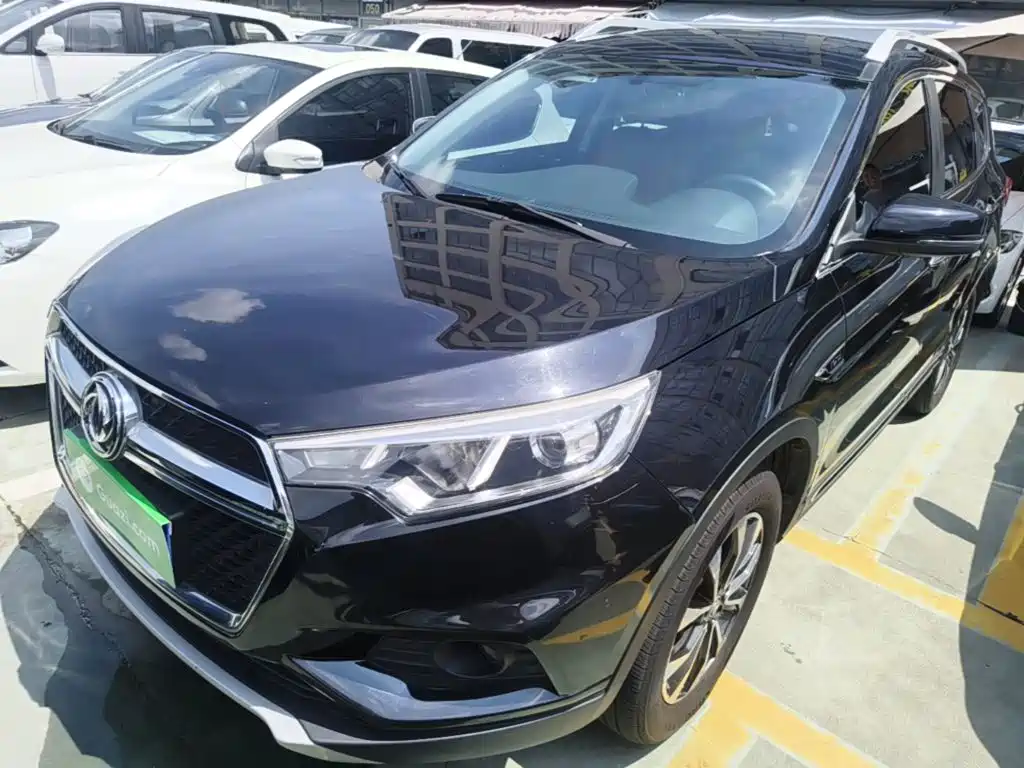 Dongfeng Fengdu MX5 2017 2016 2.0L Automatic Flagship Edition
