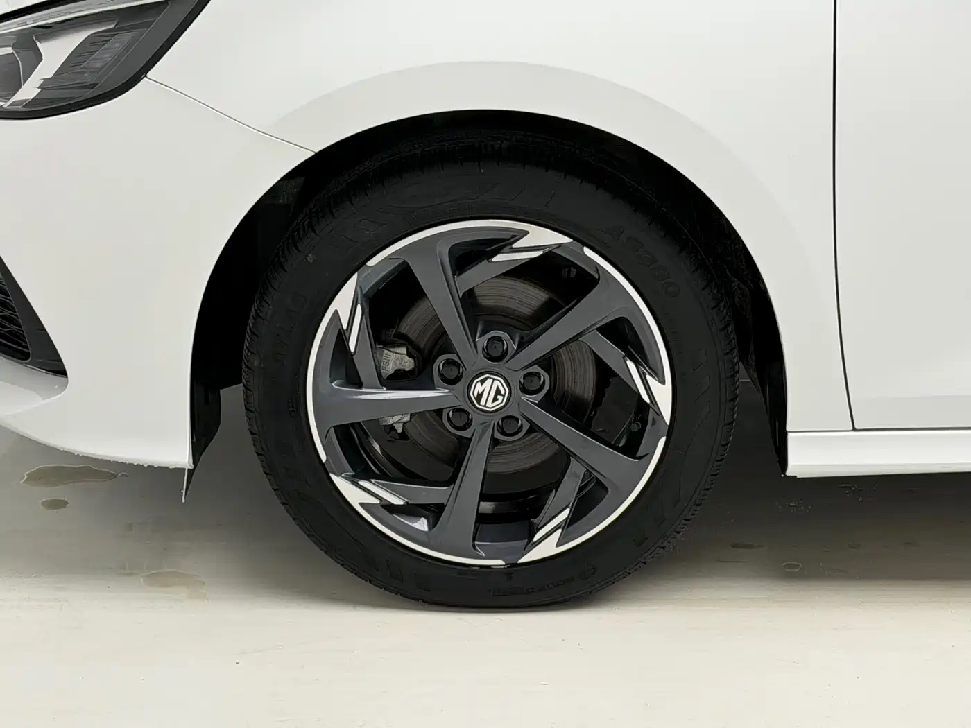 Фото 8 - MG MG5