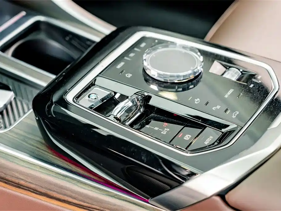 BMW 7 Series 2023 Model 735Li M Sport Package фото 15