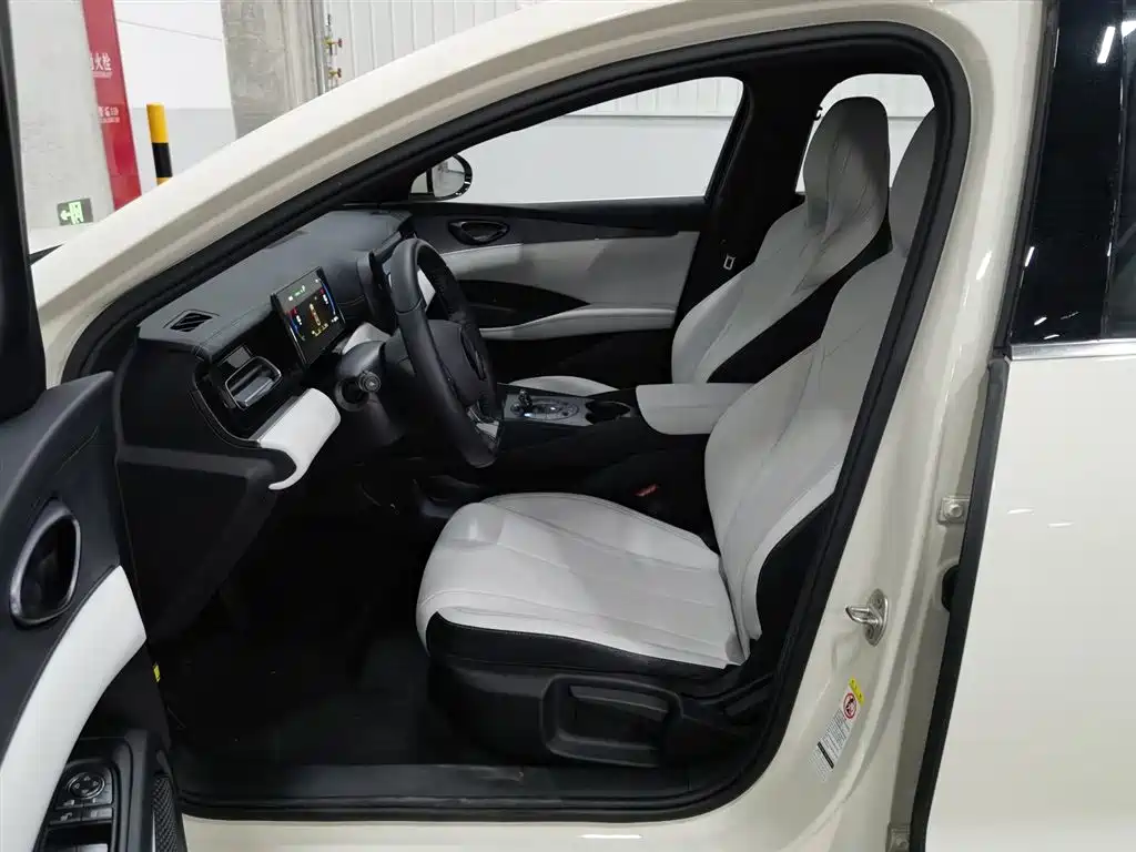 BYD SEAL 06 NEW ENERGY