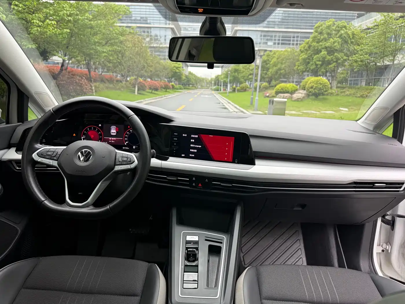 Volkswagen Golf 2021 280TSI DSG Pro Launch Edition фото 11