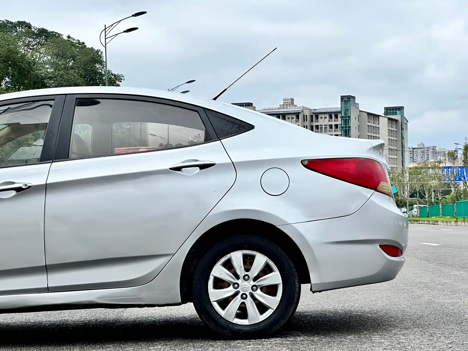 صورة 9 - Hyundai Verna