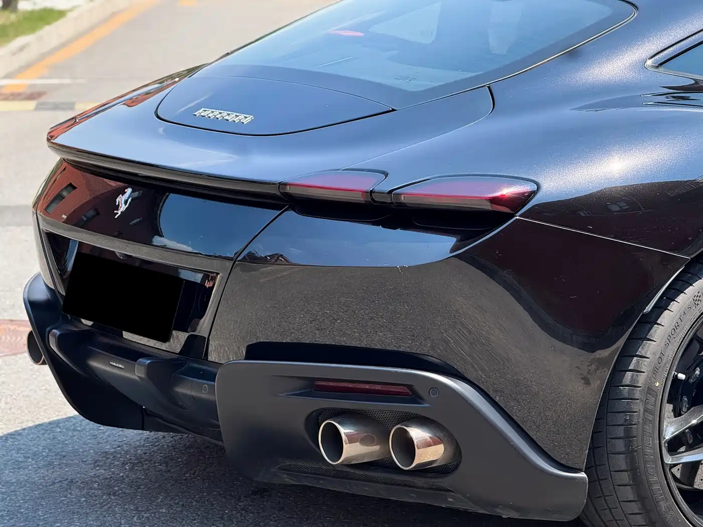 Ferrari Roma 2021 2020 3.9T V8