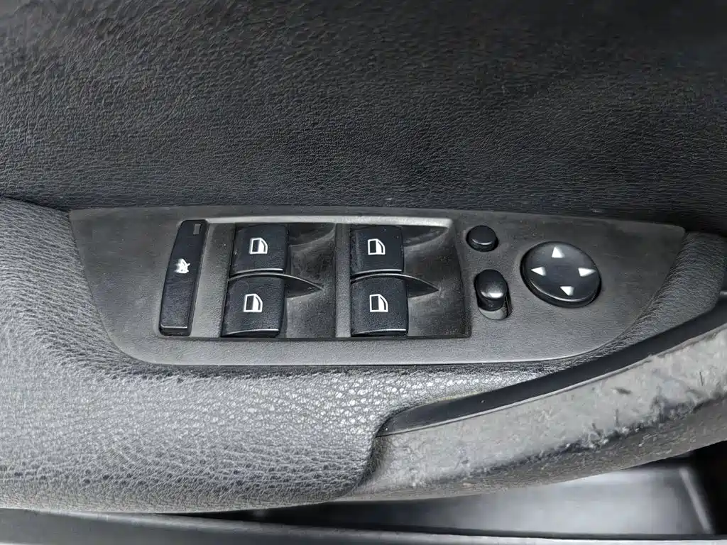 Фото 9 - BMW X1