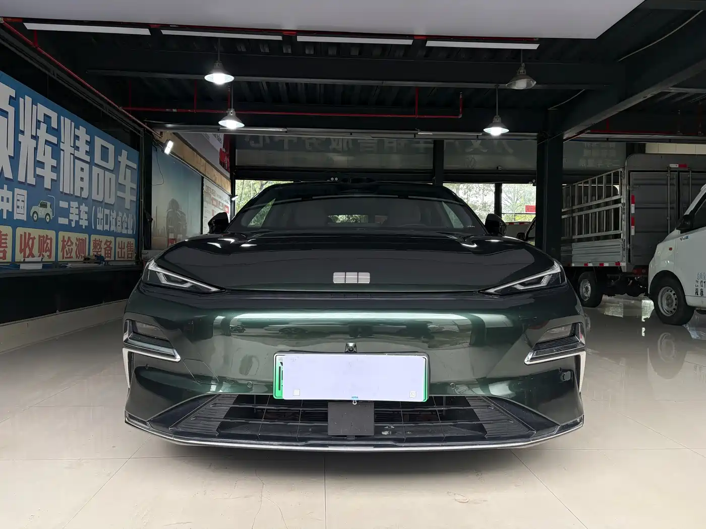 Geely Galaxy Galaxy Xingyao 8 2025 130km EM-P Starship Edition фото 2