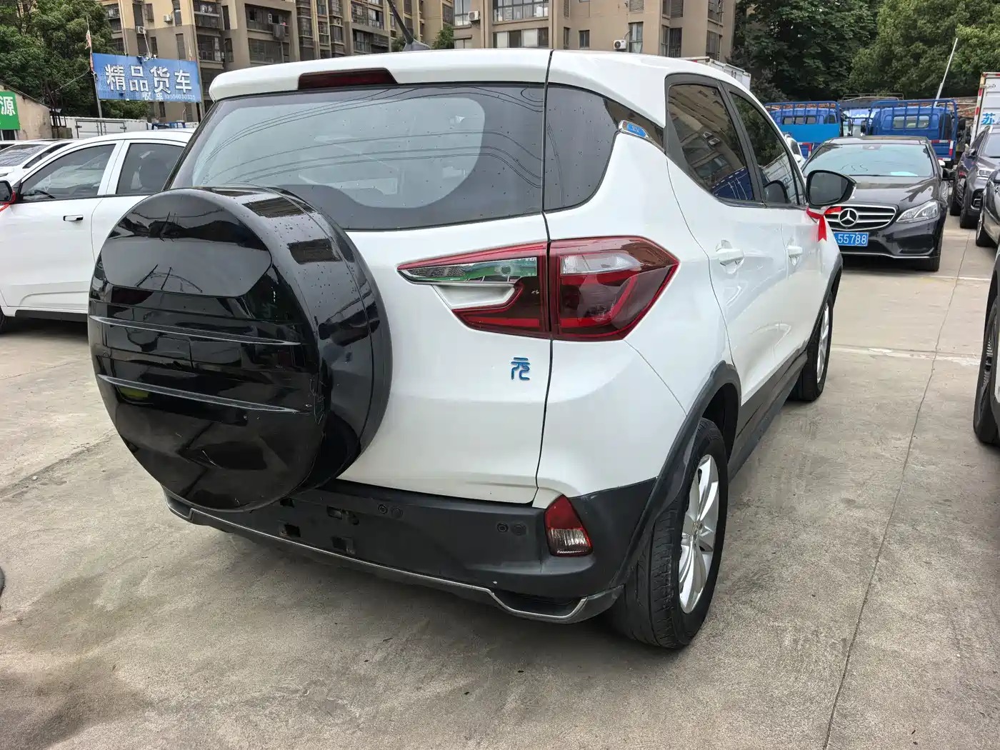 BYD Yuan New Energy 2019 EV360 Smart Connected Premium фото 4