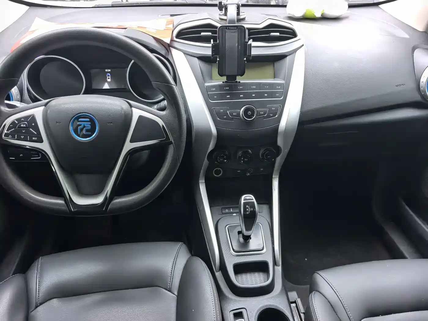 BYD Yuan New Energy 2019 EV360 Smart Connected Premium фото 13