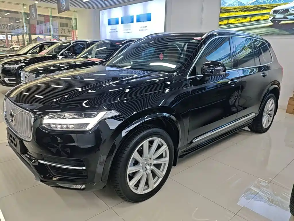 Photo 1 - Volvo XC90