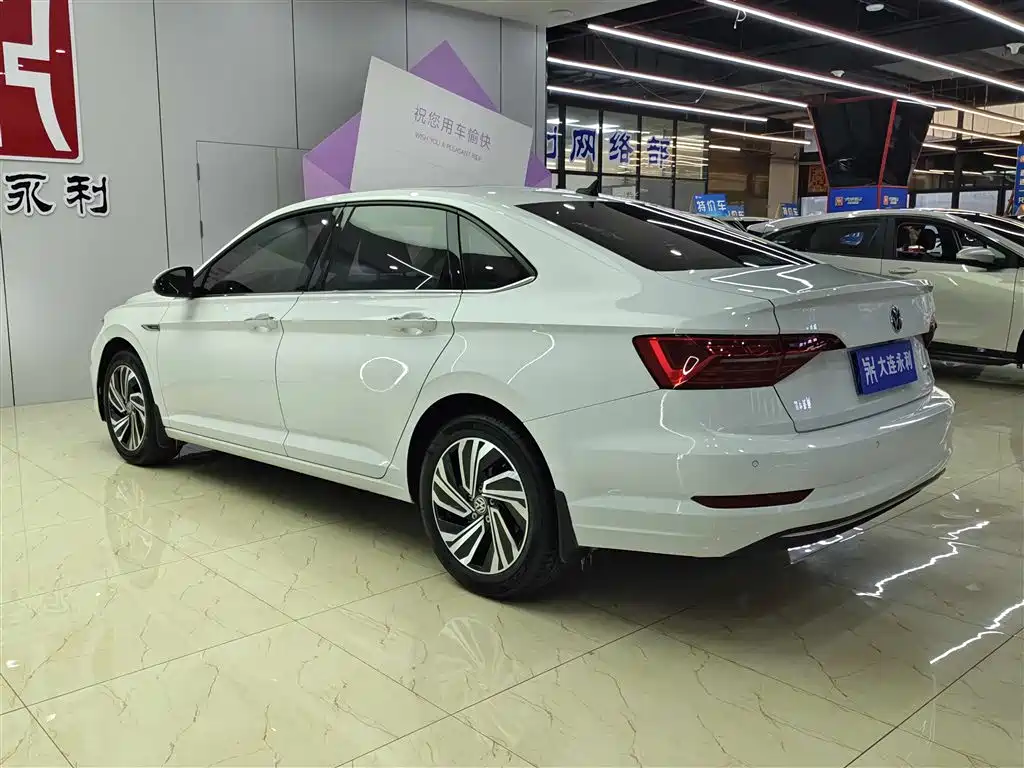 Volkswagen Sagitar 2022 280TSI DSG Surpassing Edition фото 4