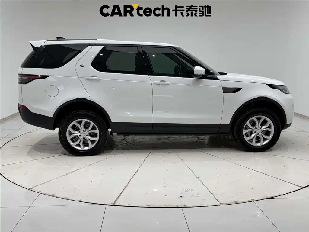 Land Rover Discovery 2020 3.0 SC V6 SE фото 12