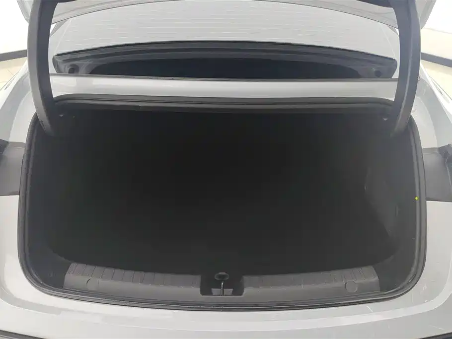 GEELY GALAXY GALAXY SPARKLE 8