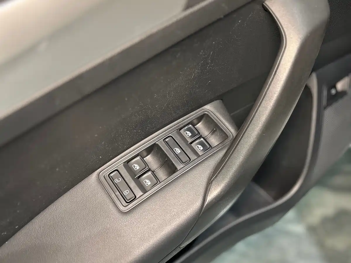 Škoda Rapid 2022 1.5L Automatic Comfort Edition фото 21