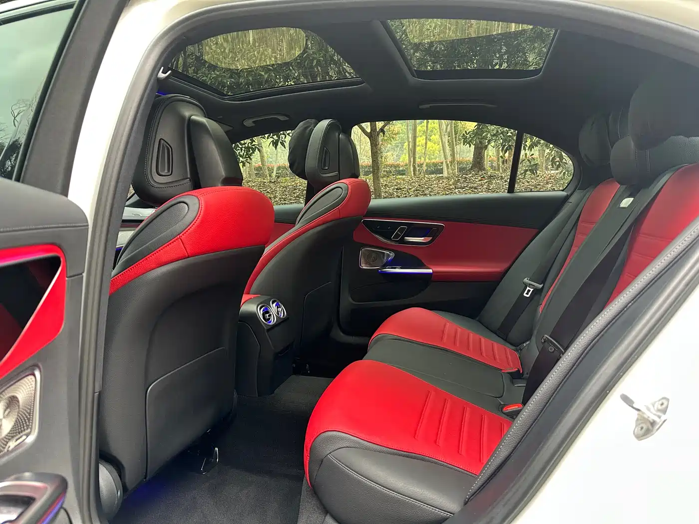 Mercedes-Benz C-Class 2023 Facelift C 260 L Night Sport Edition фото 10