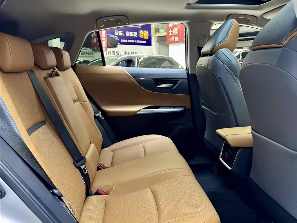 Toyota Venza 2022 2022 2.0L CVT 2WD Premium