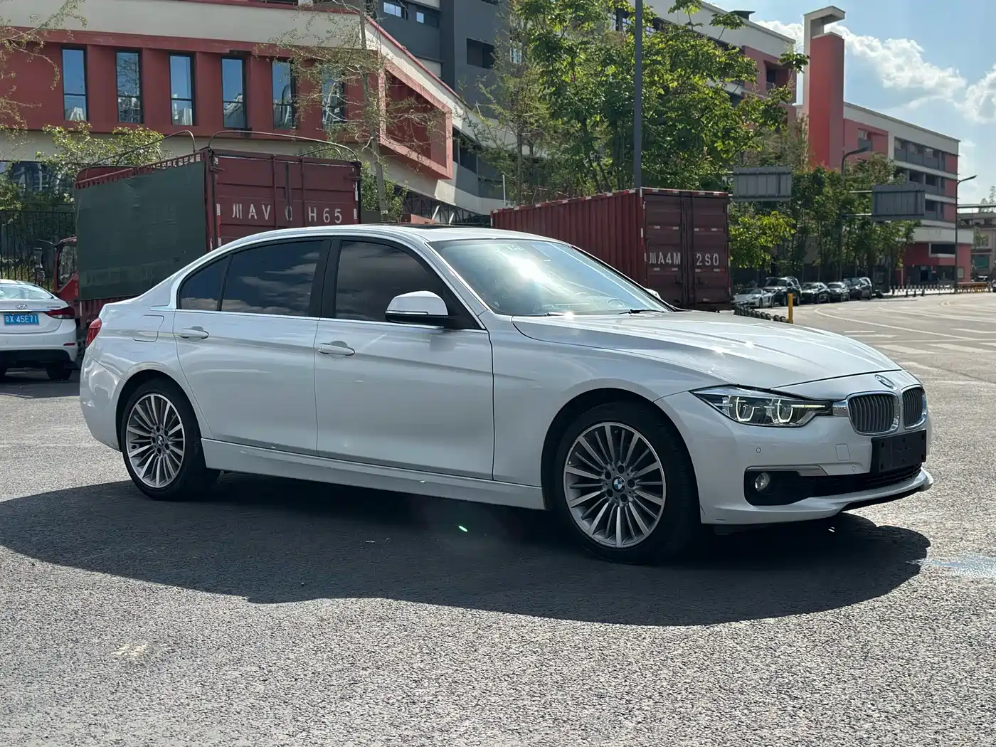 BMW 3 Series 2019 320Li Fashion Type фото 4