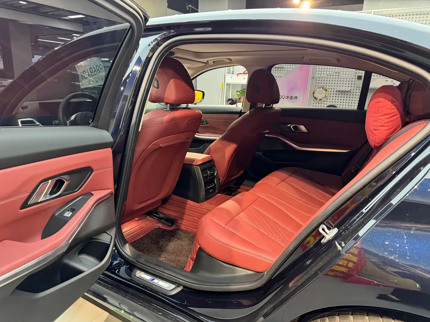 BMW 3 Series 2025 325Li M Sport Package фото 9