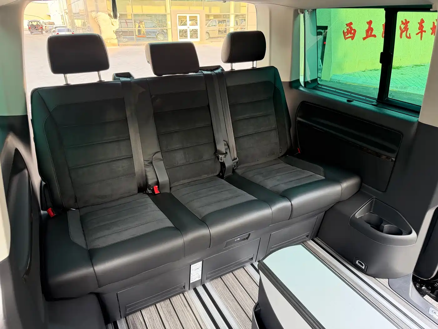 Volkswagen Multivan 2020 2019 2.0TSI 4WD Premium 7-seater