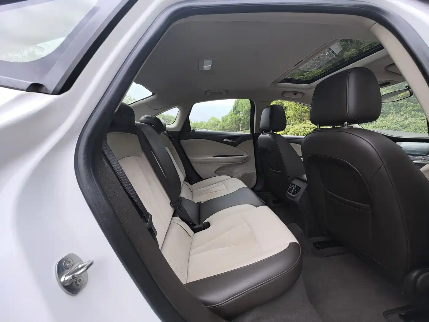 Buick Verano 2017 Sedan 15S Automatic Leading фото 27