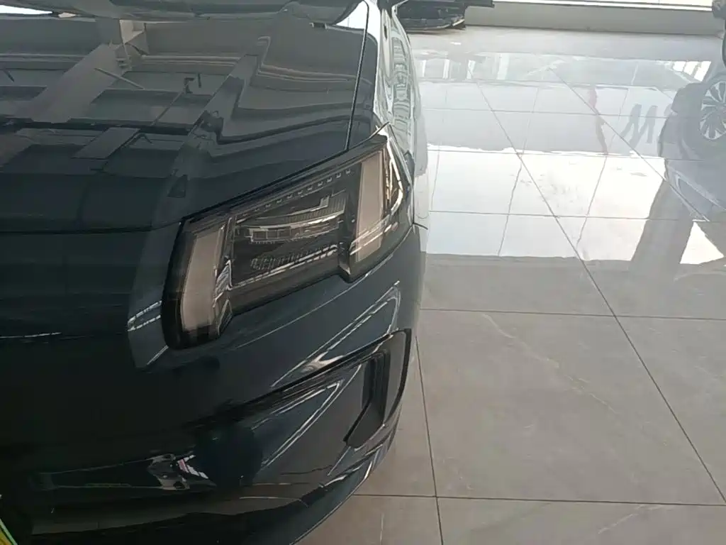 Aion V 2025 2024 Aion T-Rex 520 Smart Luxury Edition
