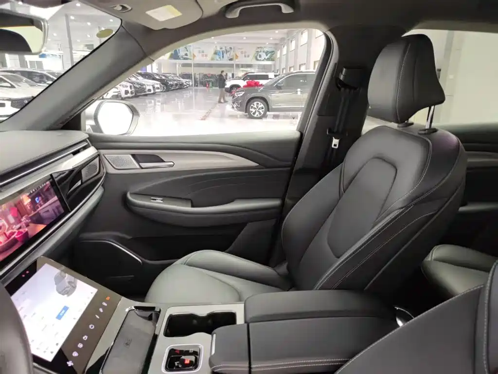 ARCFOX EXTREME FOX POLAR FOX ALPHA T