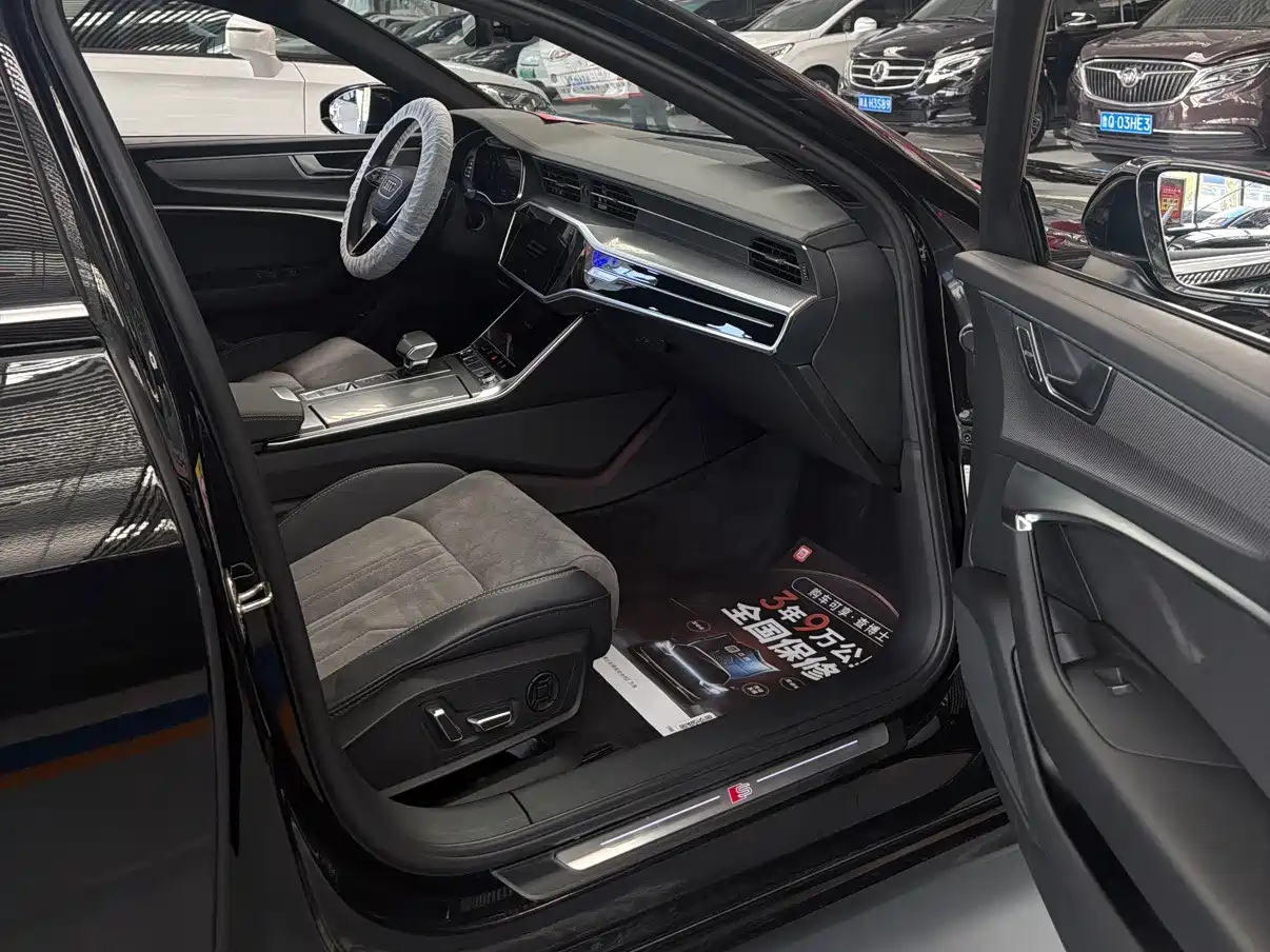 Photo 25 - Audi A6L