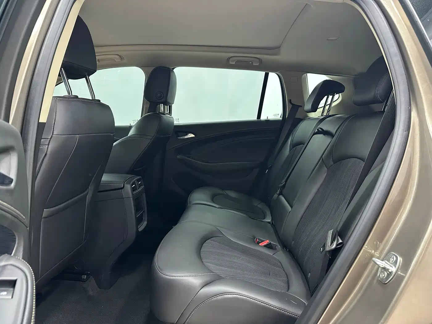 Buick Envision Plus 2017 20T FWD Premium фото 13