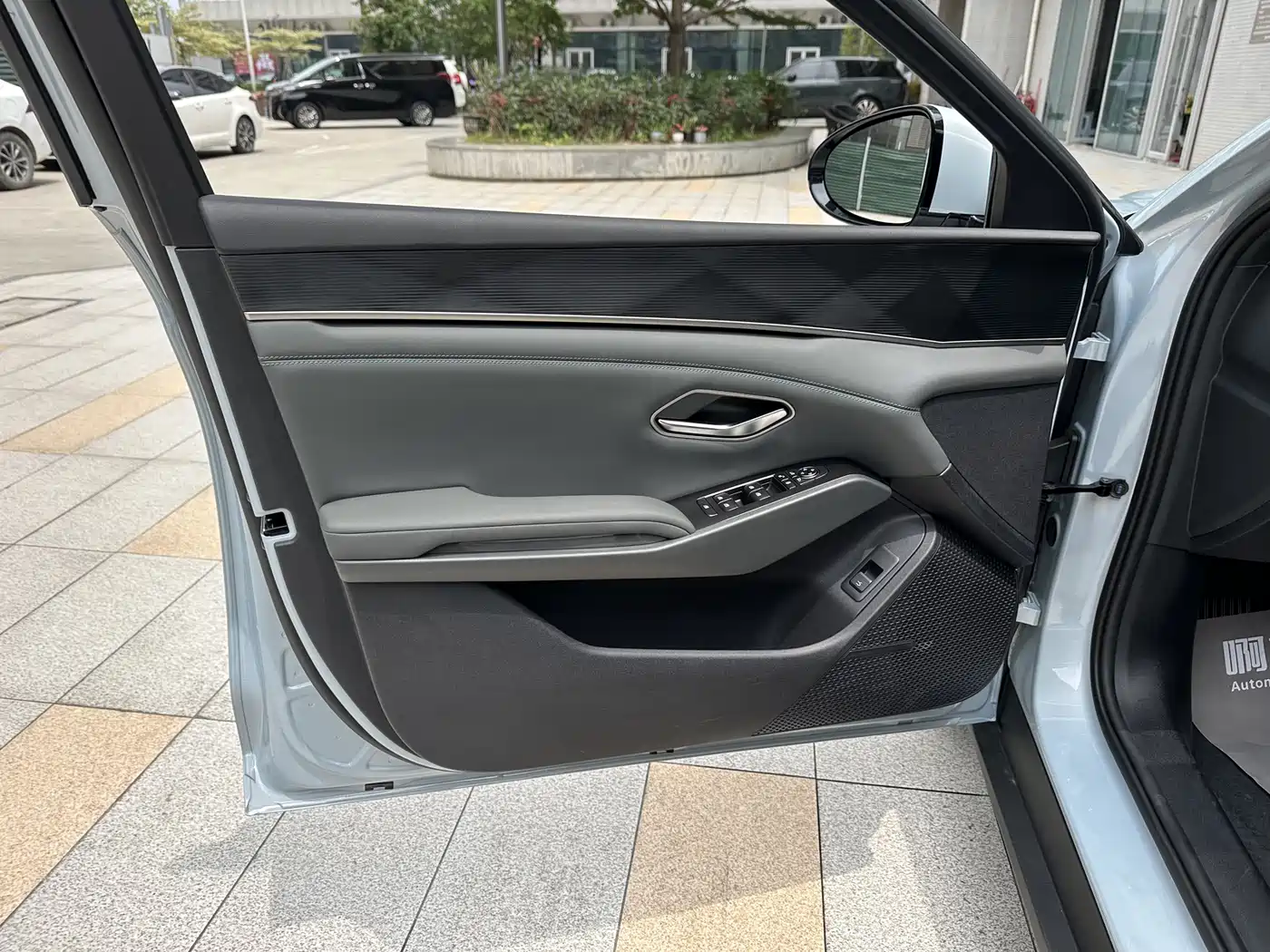 BYD Qin L 2025 DM-i Smart Drive Edition 80KM Leading фото 20