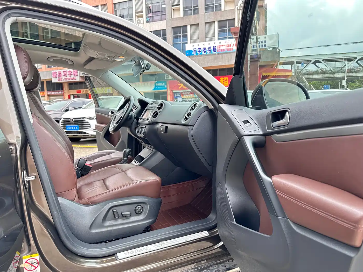 Volkswagen Tiguan 2013 1.8TSI Auto 4WD Luxury фото 8