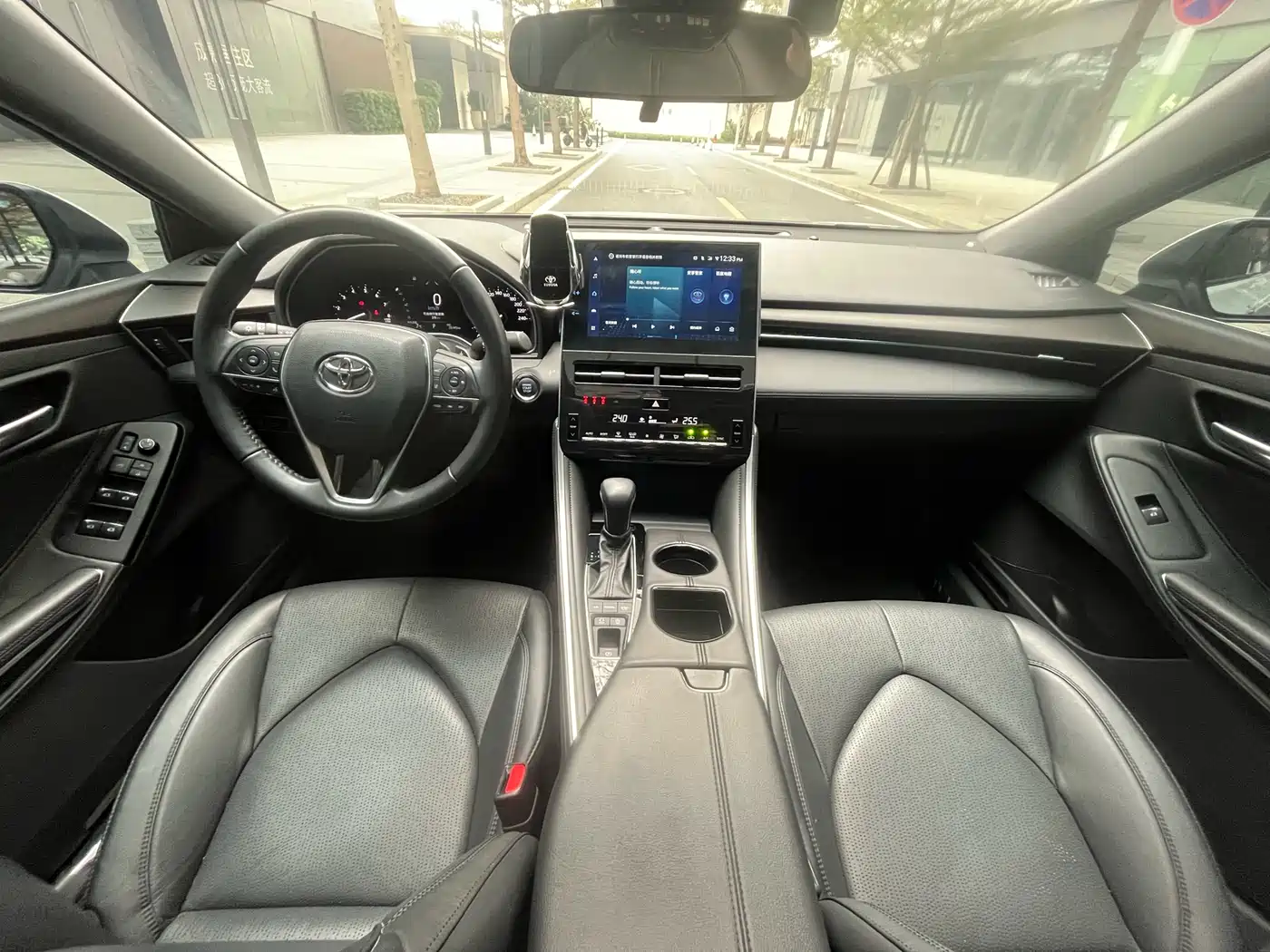 Toyota Avalon 2023 2.5L Luxury Edition фото 27