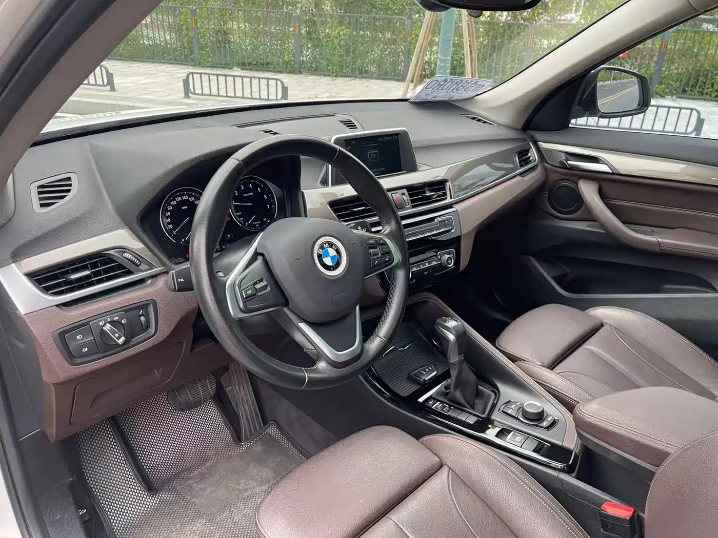 BMW X1 2019 sDrive18Li Premium Model фото 13