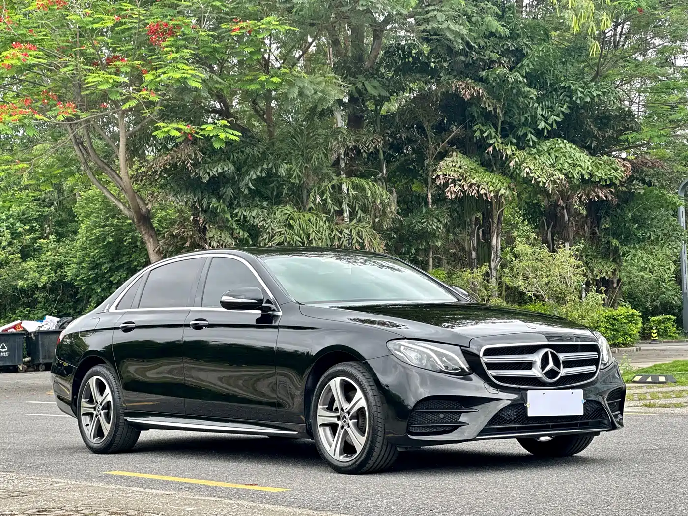 Mercedes-Benz E-Class 2019 E 200 L Sport фото 2