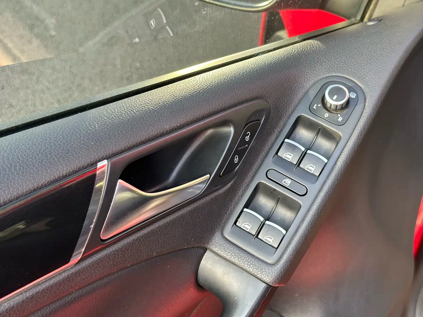 Volkswagen Golf GTI 2012 2.0TSI GTI фото 21