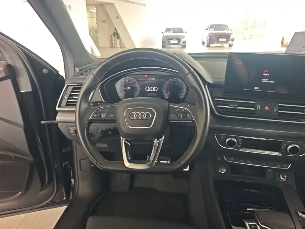 Photo 15 - Audi Q5L