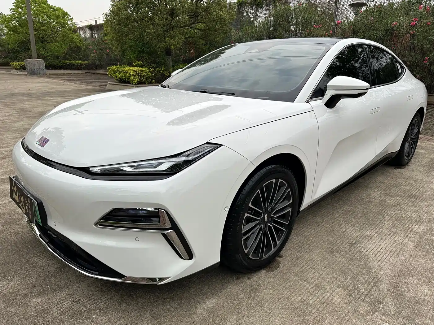 GEELY GALAXY GALAXY SPARKLE 8