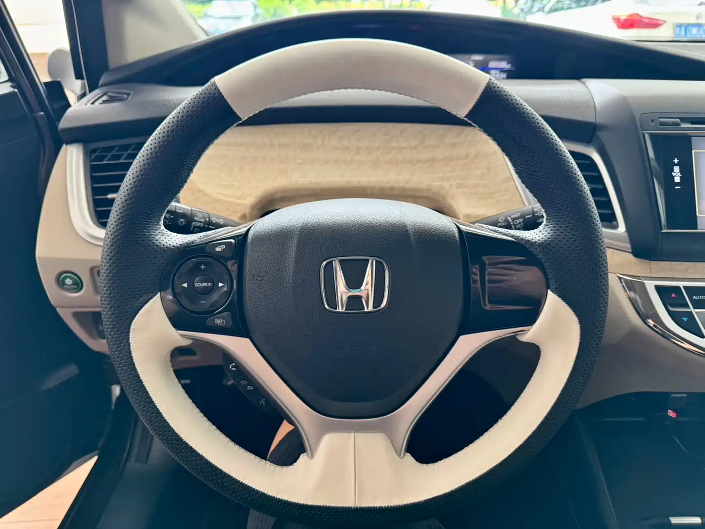 Honda Jade 2014 2013 1.8L Automatic Comfort Edition 5-seater