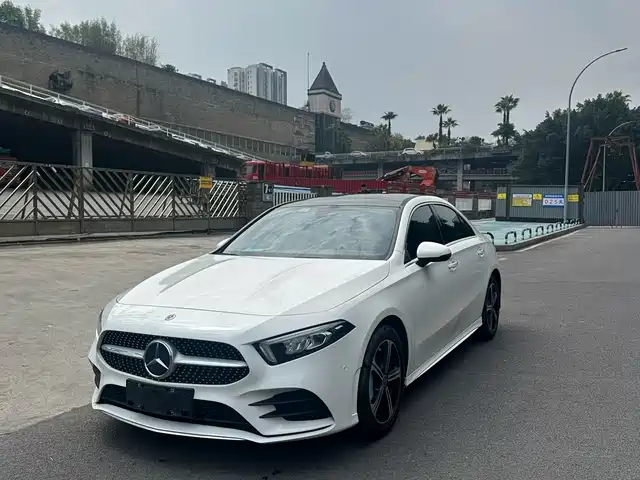 MERCEDES-BENZ A CLASS