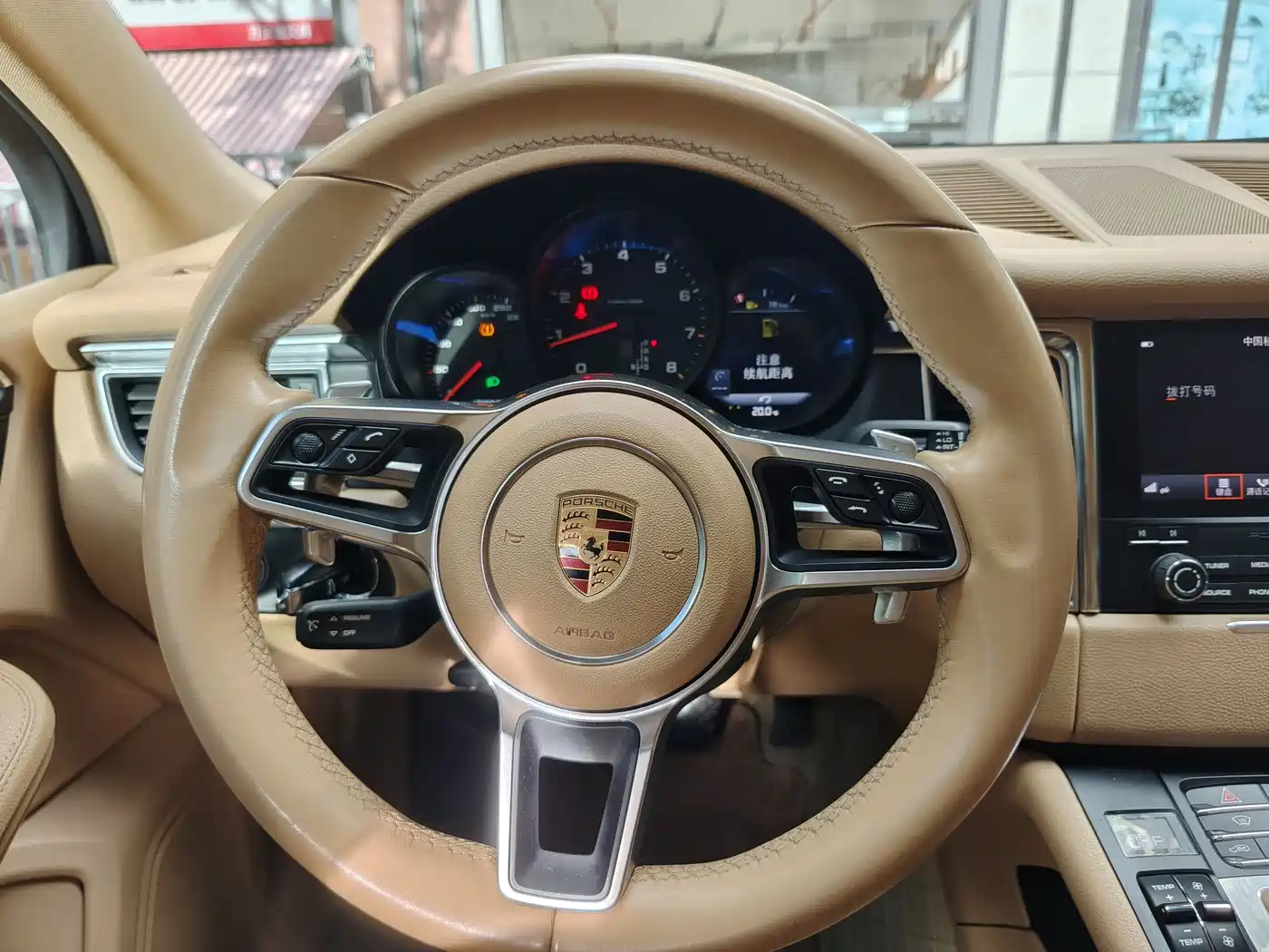 Porsche Macan 2017 Macan 2.0T фото 11