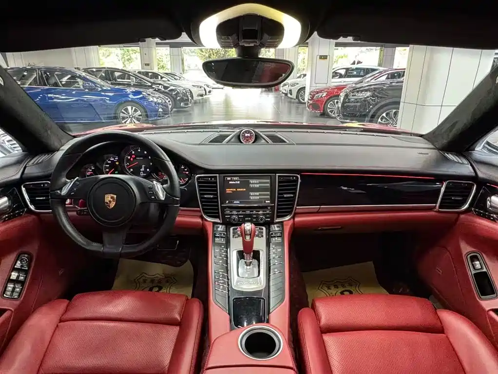 Porsche Panamera 2014 Panamera 3.0T фото 7