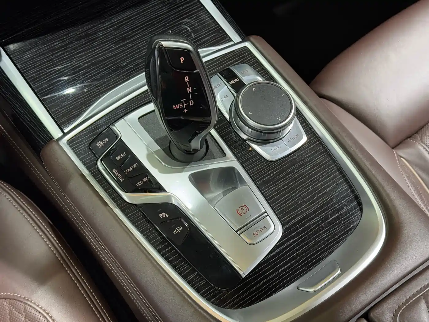 BMW 7 Series 2019 Facelift 740Li Leading M Sport Package фото 9