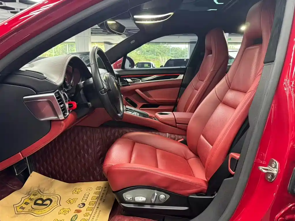 Porsche Panamera 2014 Panamera 3.0T фото 4